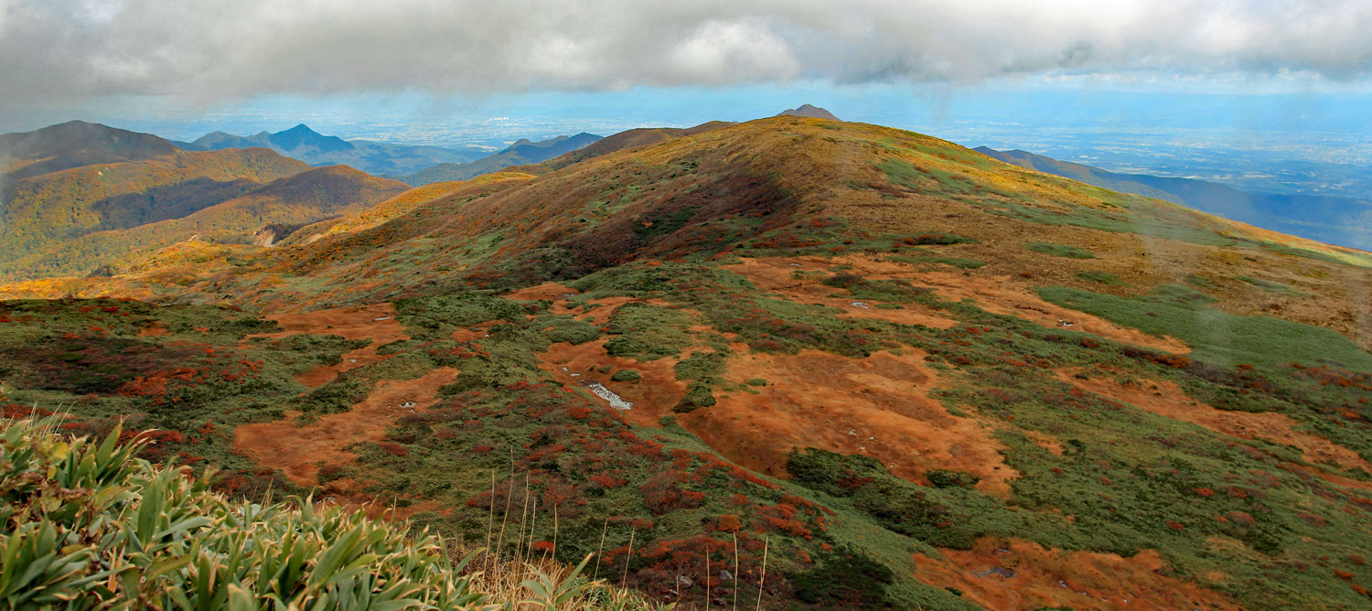 花の山/水の山/紅葉の山/焼石岳・中沼コースを歩く